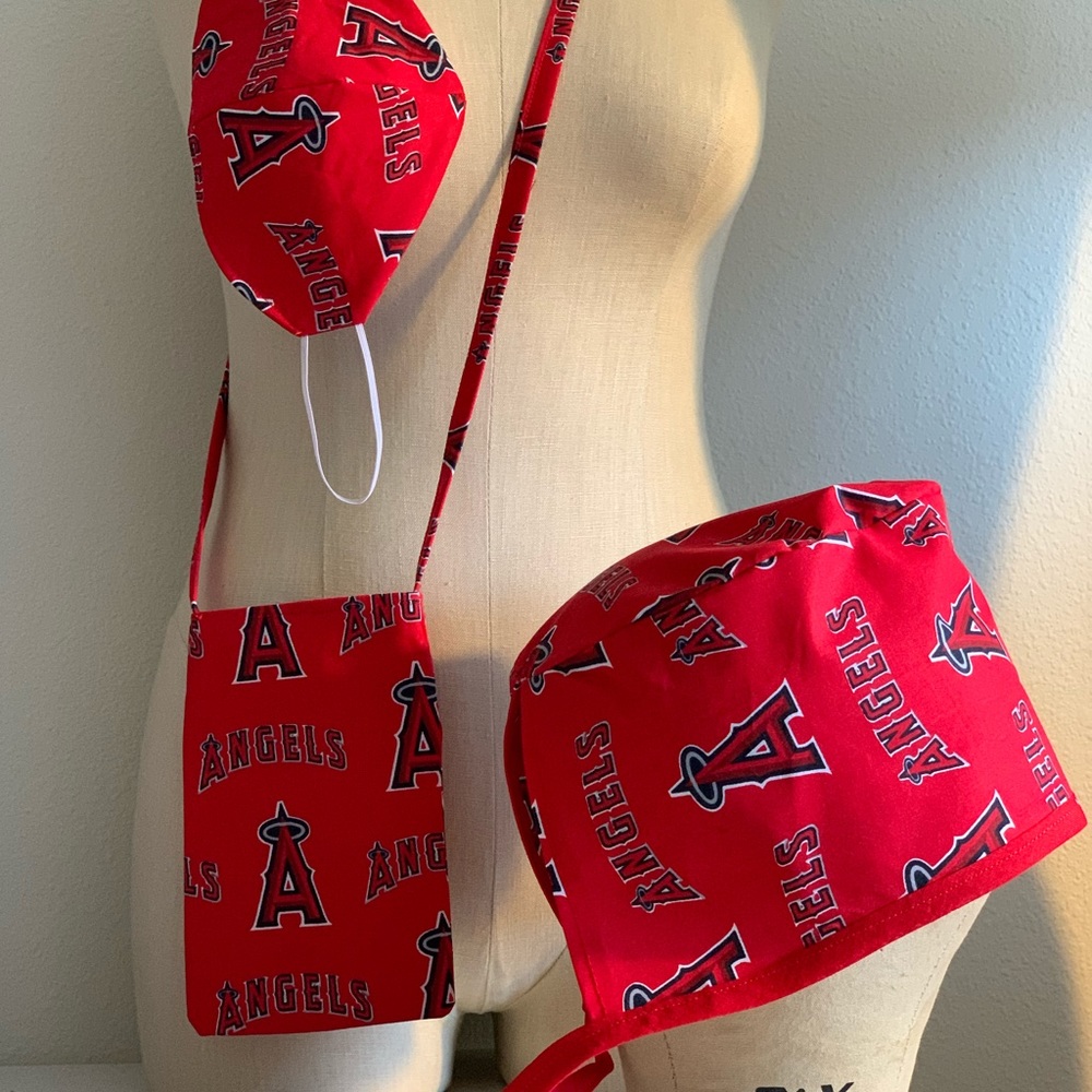 Mask, Cellular Pouch, Nurse Cap